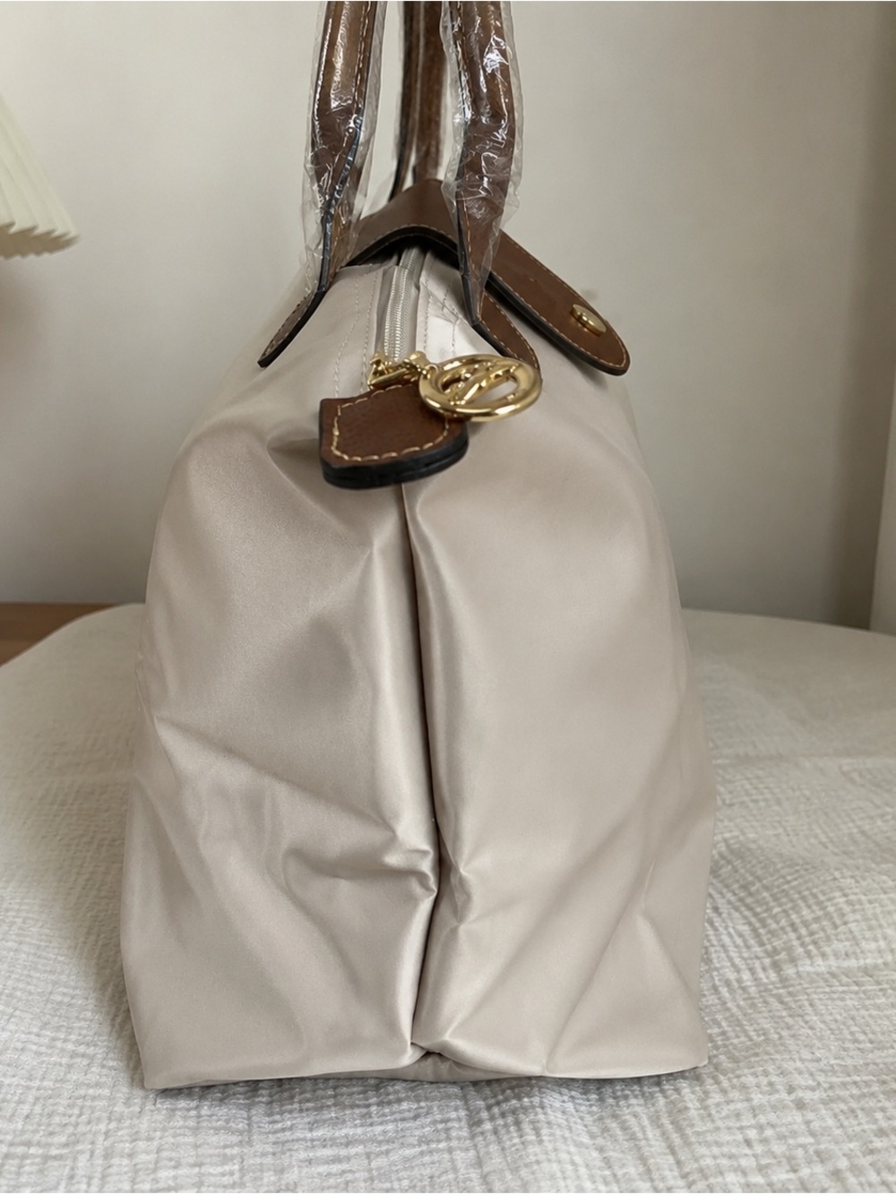 Longchamp Tote in Cream with Brown Trim - Picture 4 of 4